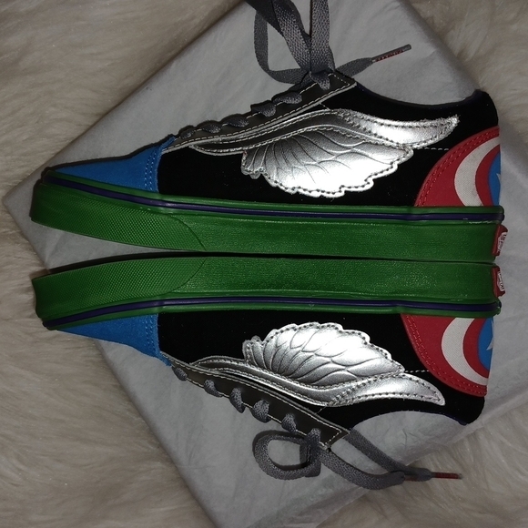 ð¥VANS OFF THE WALL MARVEL'S Back to school - Picture 9 of 12